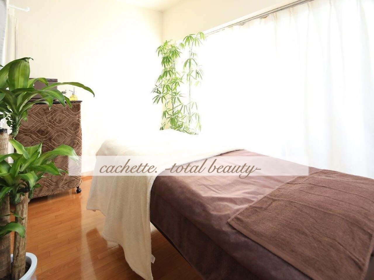 カシェット(Cachette.)の紹介画像