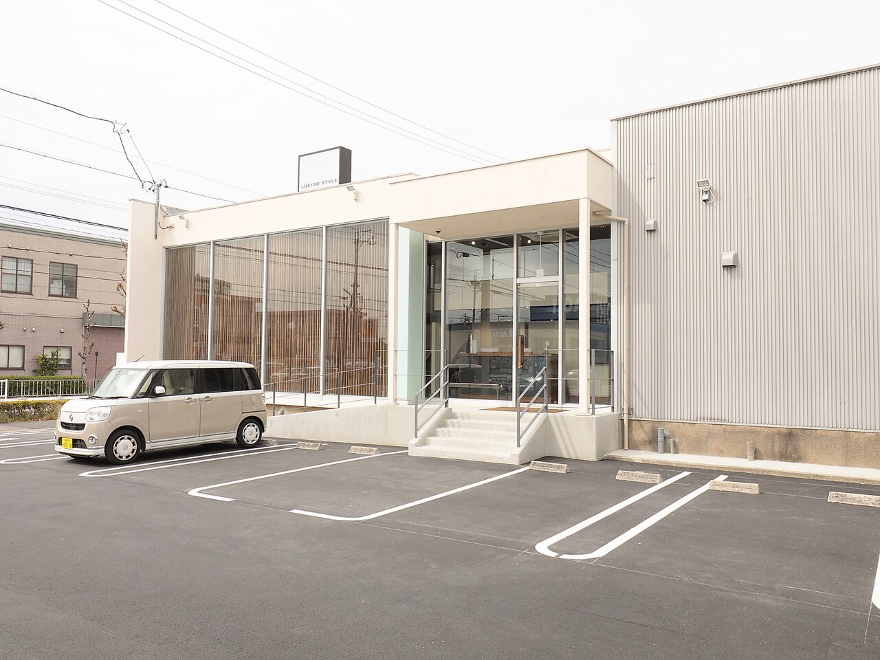 ルシードスタイル アイフラット(LUCIDO STYLE I-FLAT)の紹介画像