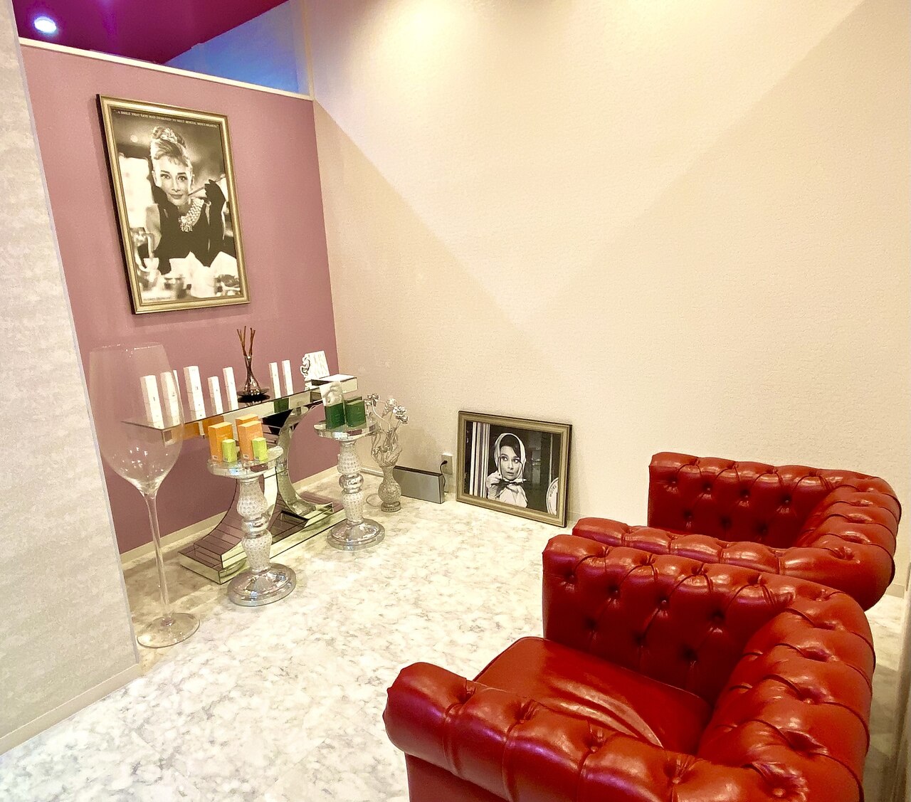 ナンバー19(N°19)の紹介画像