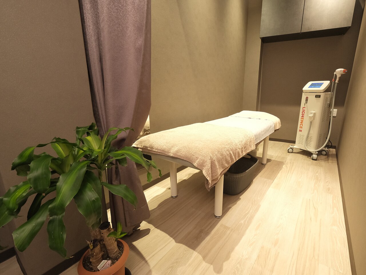 アイ(i)の紹介画像