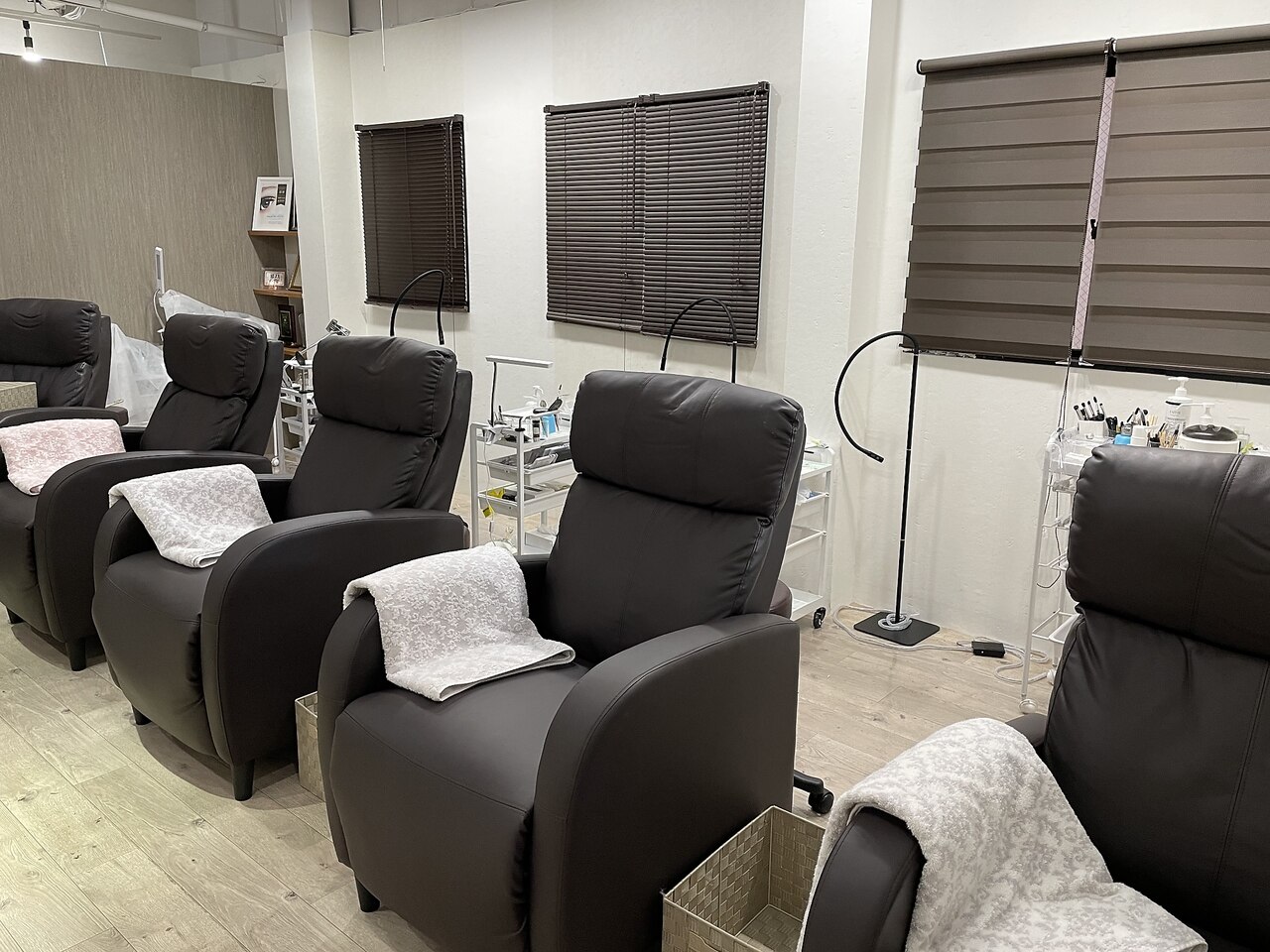 クイックアイズ セルフメイド 泉大津店(Quick Eyes SELFMADE)の紹介画像