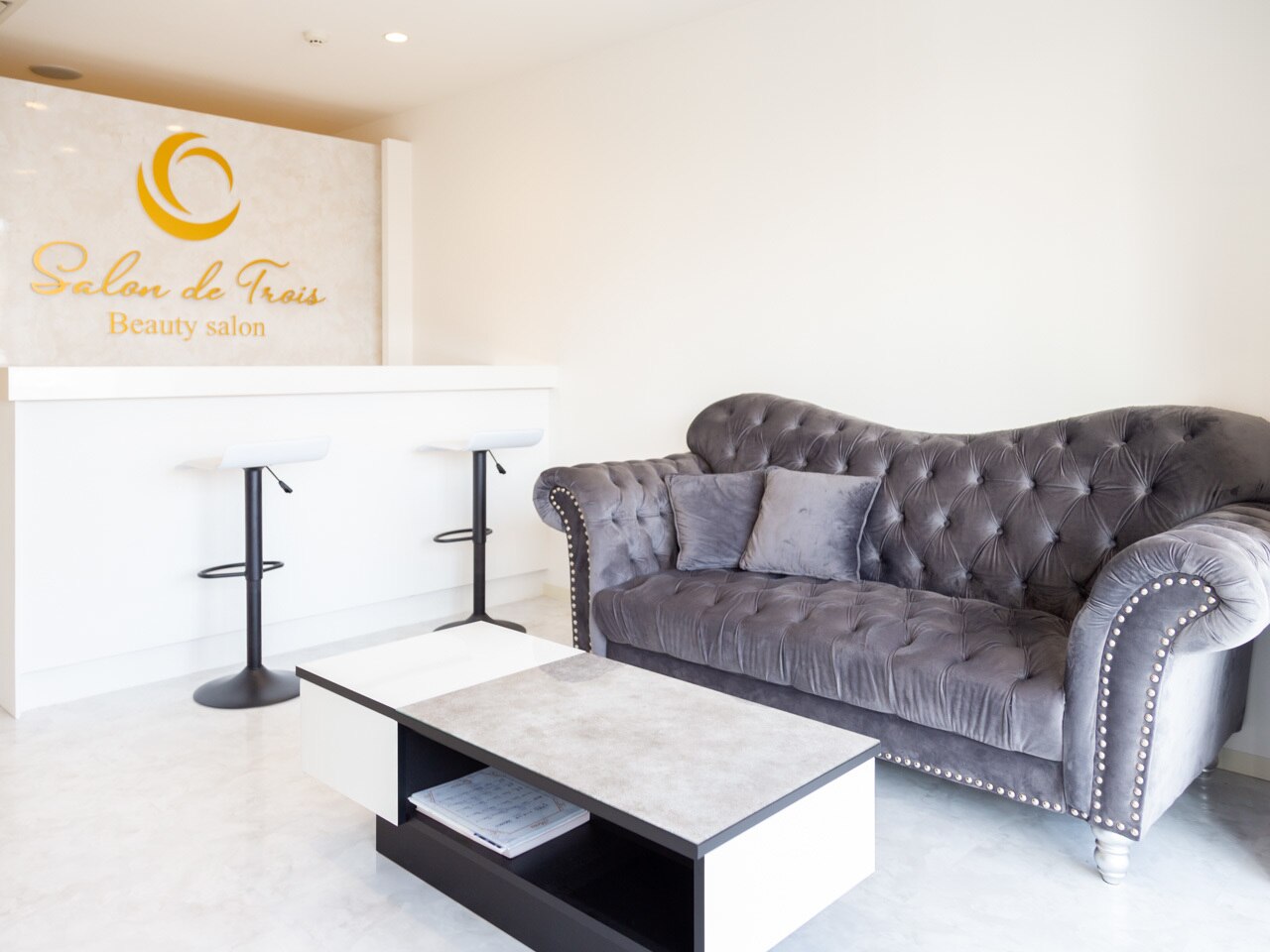 サロン ド トロワ(Salon de Trois)の紹介画像