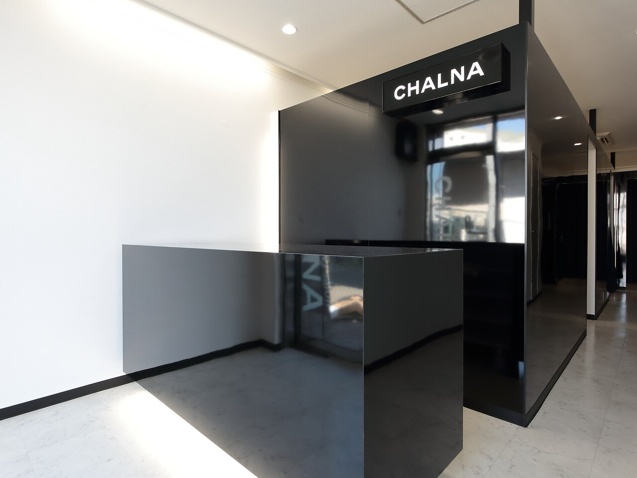 シャルナ(CHALNA)の紹介画像