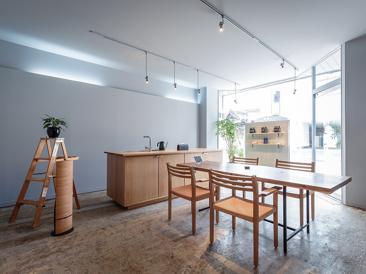 アモン(amon)の紹介画像