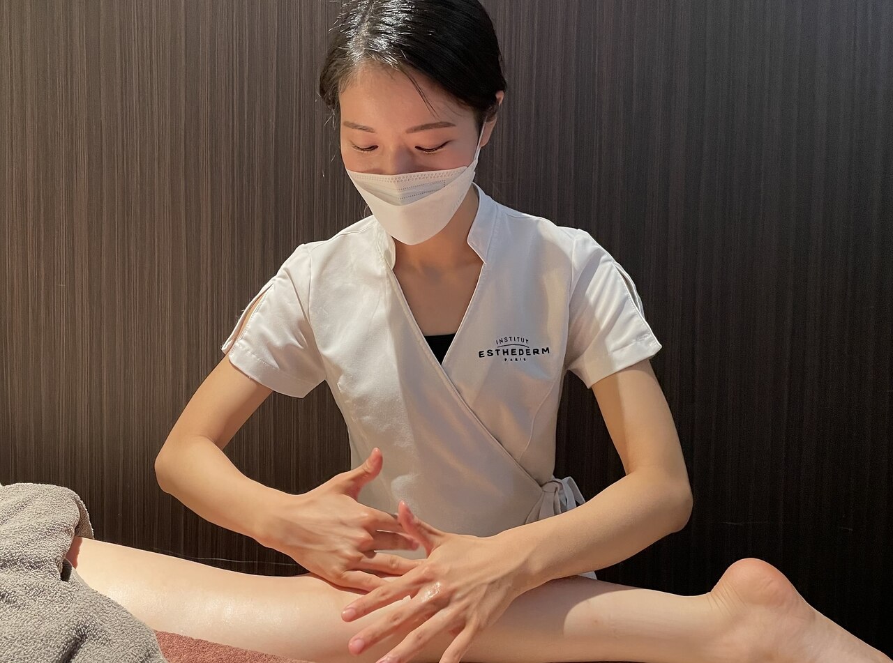 エステティックサロン プレゼンの紹介画像