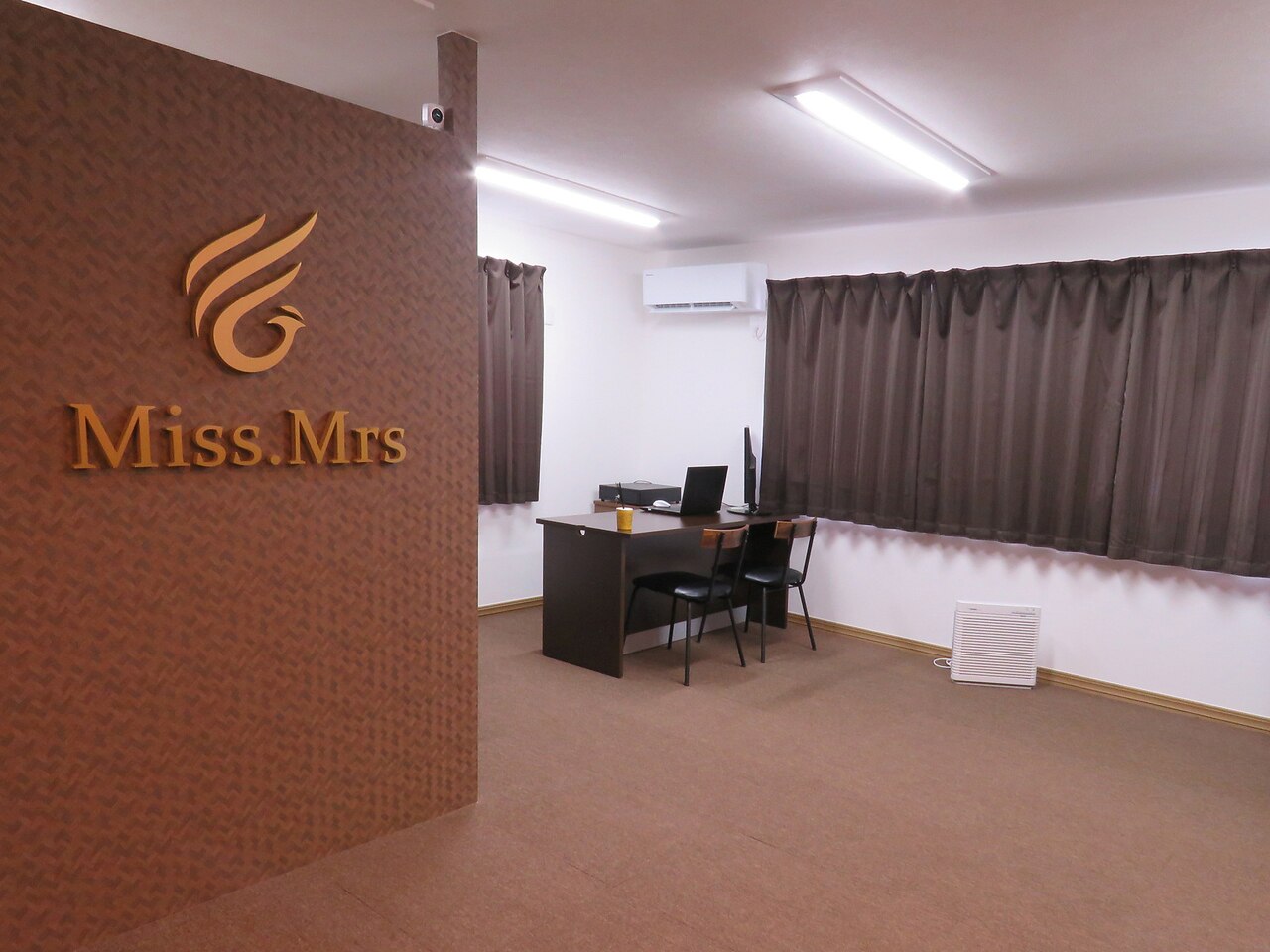 ミスミセス 丸亀(Miss.Mrs)の紹介画像