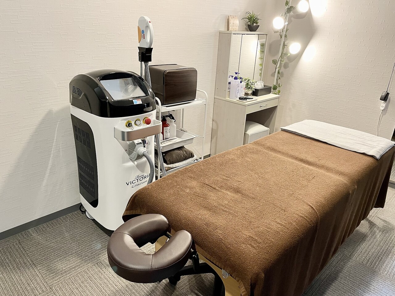 ビター(BITTER)の紹介画像