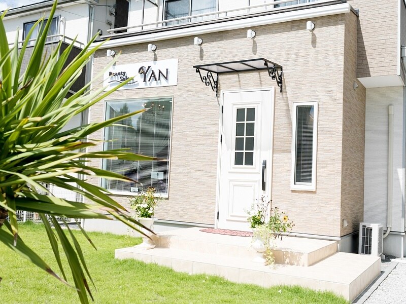 ヤン(YAN)の紹介画像