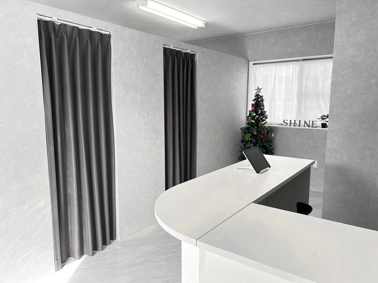 シャイン(SHINE)の紹介画像