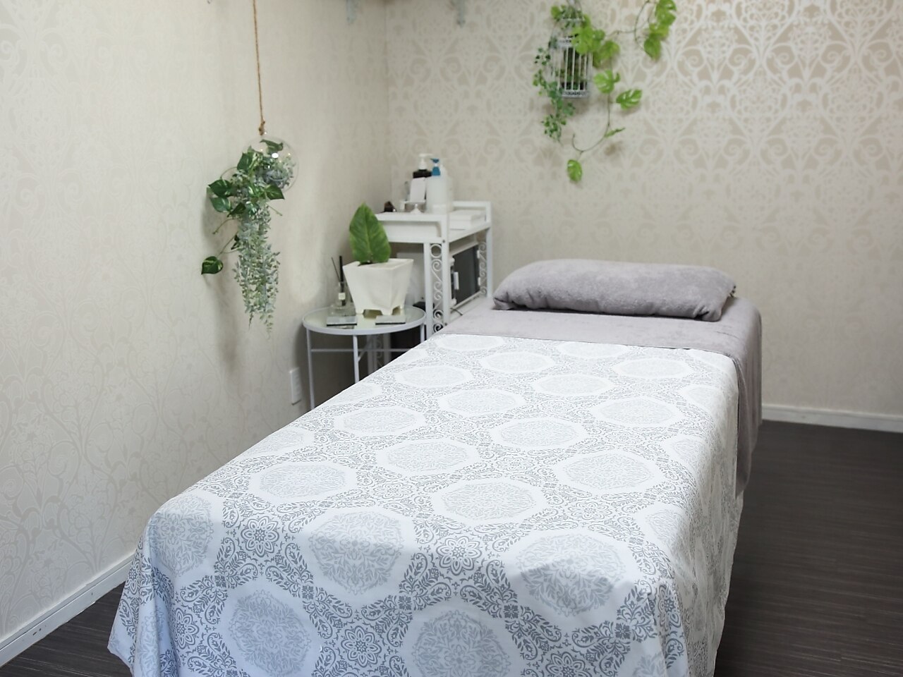 フルールドリス(fleur-de-lis)の紹介画像