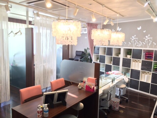 ネイルサロン アトラ(design salon attra)の紹介画像