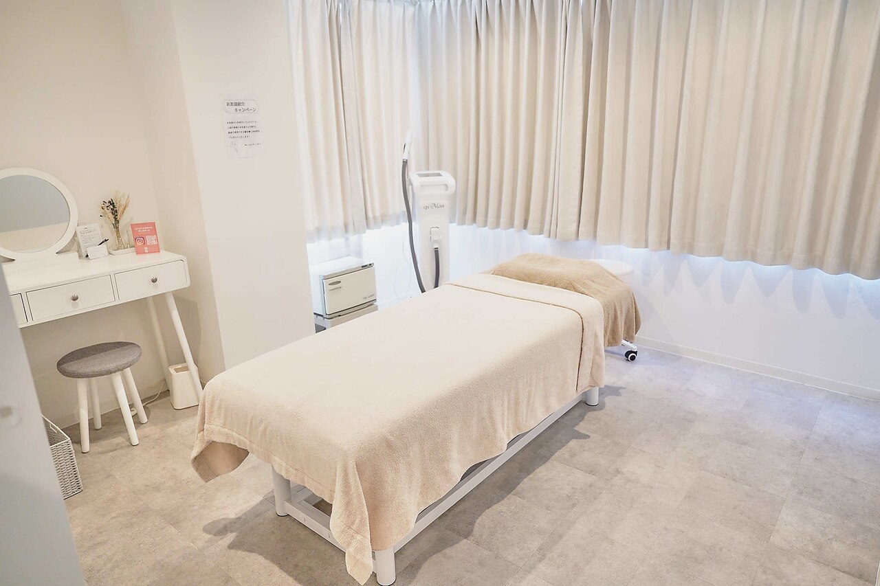 エメリー(Emeri)の紹介画像