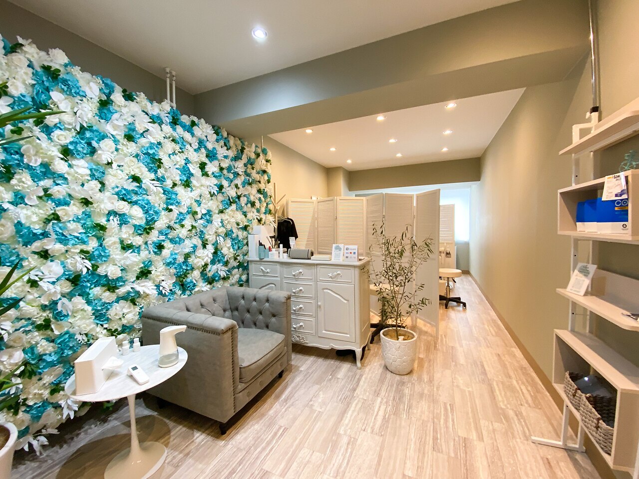 コガオファクトリー 飯田橋店(KOGAO FACTORY)の紹介画像