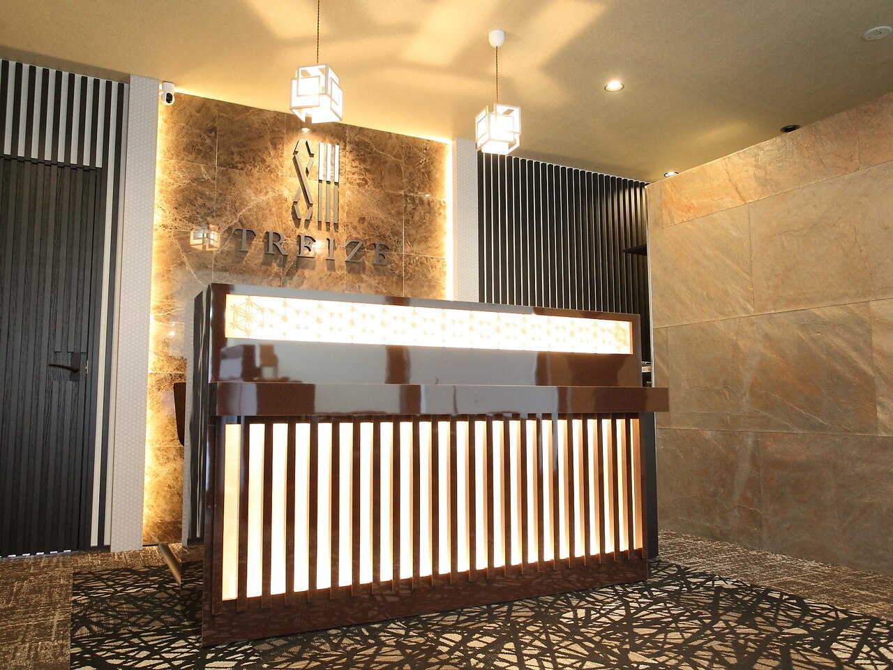 トレーズ(TREIZE)の紹介画像